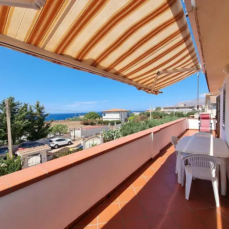 Appartamento Flora - With Sea View, 2 Minutes Walk To Beach