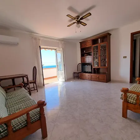 Appartement Flora - With Sea View, 2 Minutes Walk To Beach *
